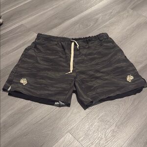 Darcsport Men’s Camo Shorts